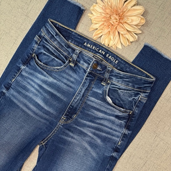 American Eagle Highest Rise Super Stretch Jegging Distressed Skinny Jean 6 - Picture 8 of 11